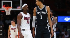 NBA新赛季MVP竞争者：东契奇与文班亚马闪耀新星