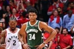 篮球历史：詹姆斯澄清抱团争议，乔丹与詹姆斯篮球哲学对比